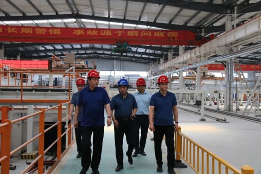 崔仲民總經(jīng)理到子公司調(diào)研指導(dǎo)安全生產(chǎn)、疫情防控和生產(chǎn)經(jīng)營工作